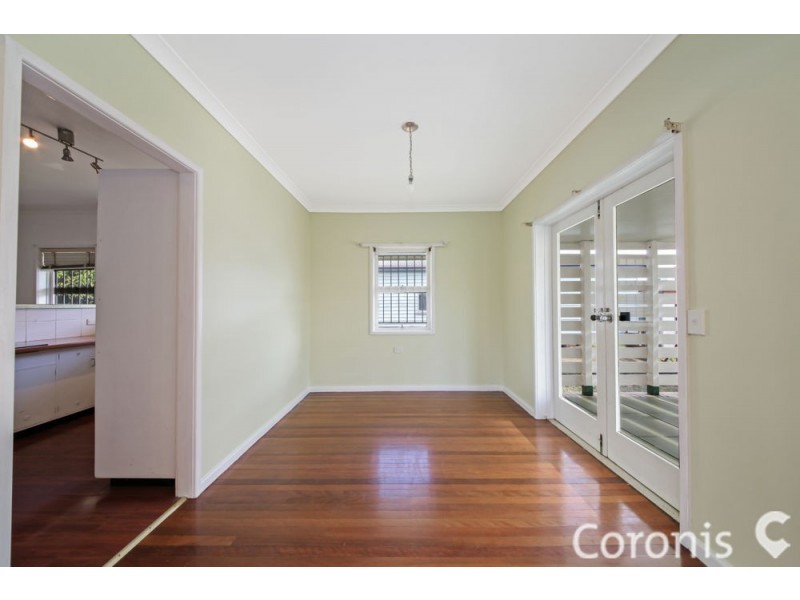 25 Lilla Street, Woody Point QLD 4019