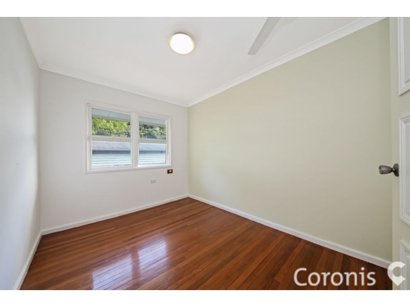 25 Lilla Street, Woody Point QLD 4019