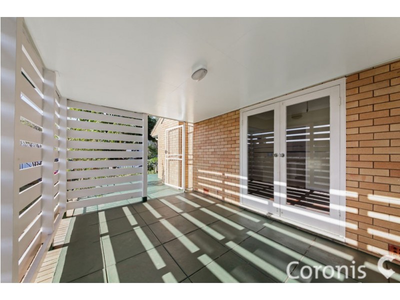 25 Lilla Street, Woody Point QLD 4019