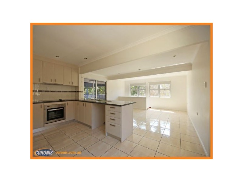4 Sportsground Street, Redcliffe QLD 4020