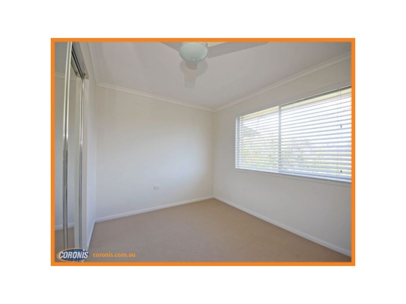 4 Sportsground Street, Redcliffe QLD 4020