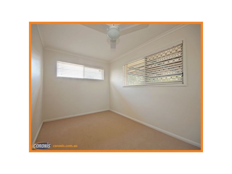 4 Sportsground Street, Redcliffe QLD 4020