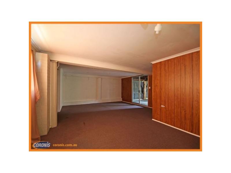 4 Sportsground Street, Redcliffe QLD 4020