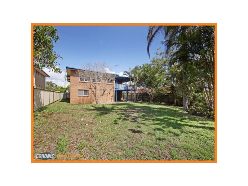 4 Sportsground Street, Redcliffe QLD 4020