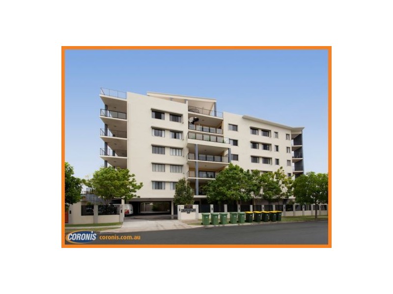 4/11 Dix Street, Redcliffe QLD 4020