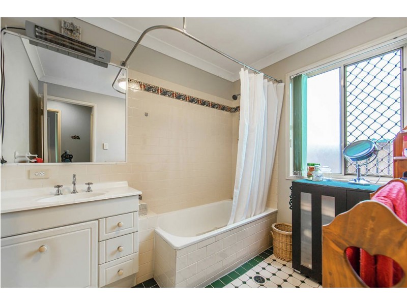 36b Albert Street, Margate QLD 4019