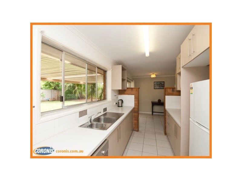 3 Beacon Crescent, Newport QLD 4020