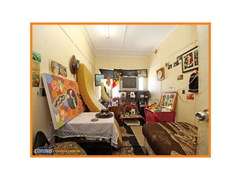 25 Keenan Street, Margate QLD 4019