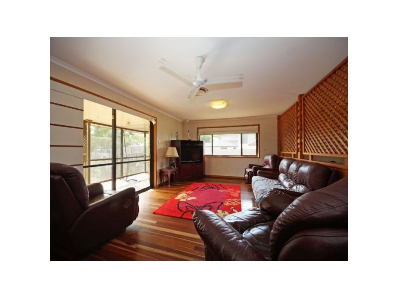 14 Shea Street, Scarborough QLD 4020