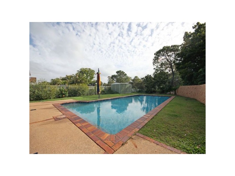 14 Shea Street, Scarborough QLD 4020