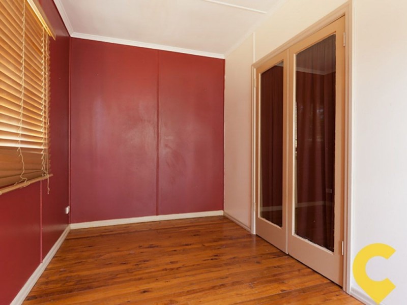 12 Dunbar St, Margate QLD 4019