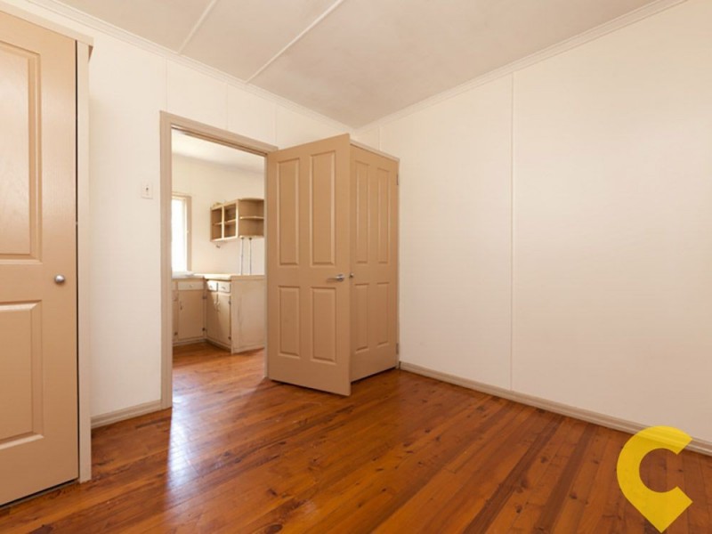 12 Dunbar St, Margate QLD 4019