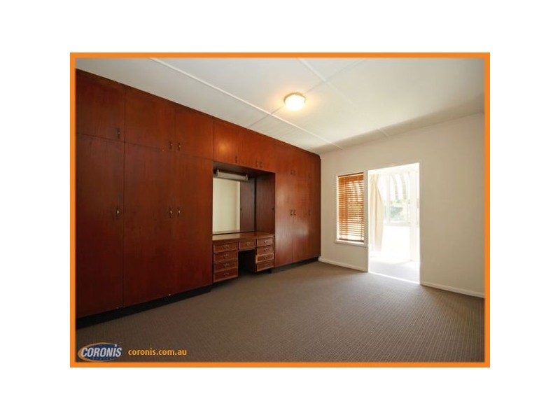 11 Albert Street, Margate QLD 4019