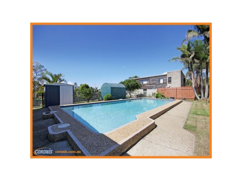 11 Albert Street, Margate QLD 4019
