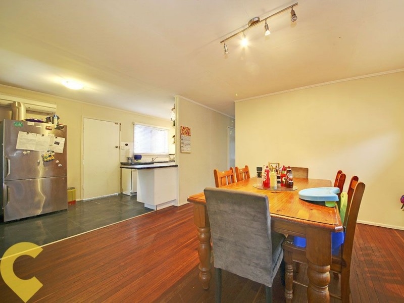 34 Pikett Street, Clontarf QLD 4019