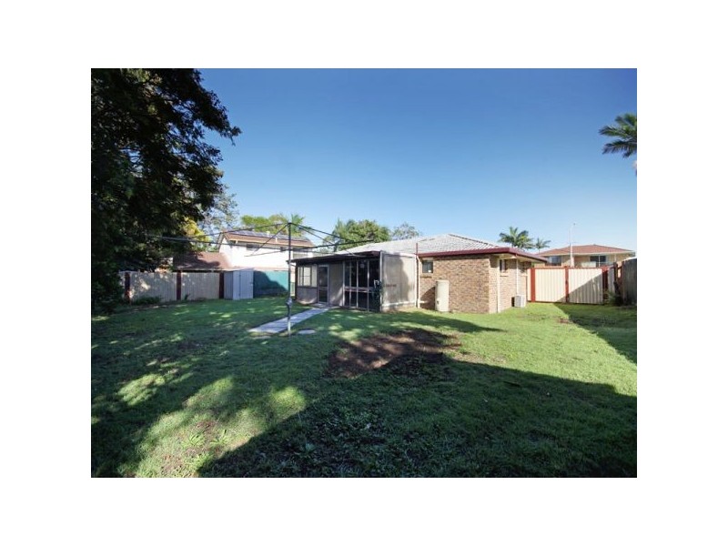 4 Oxford Street, Rothwell QLD 4022