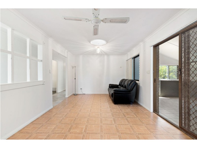 16 Hodges Street, Redcliffe QLD 4020
