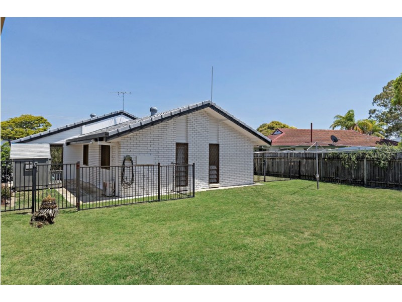16 Hodges Street, Redcliffe QLD 4020