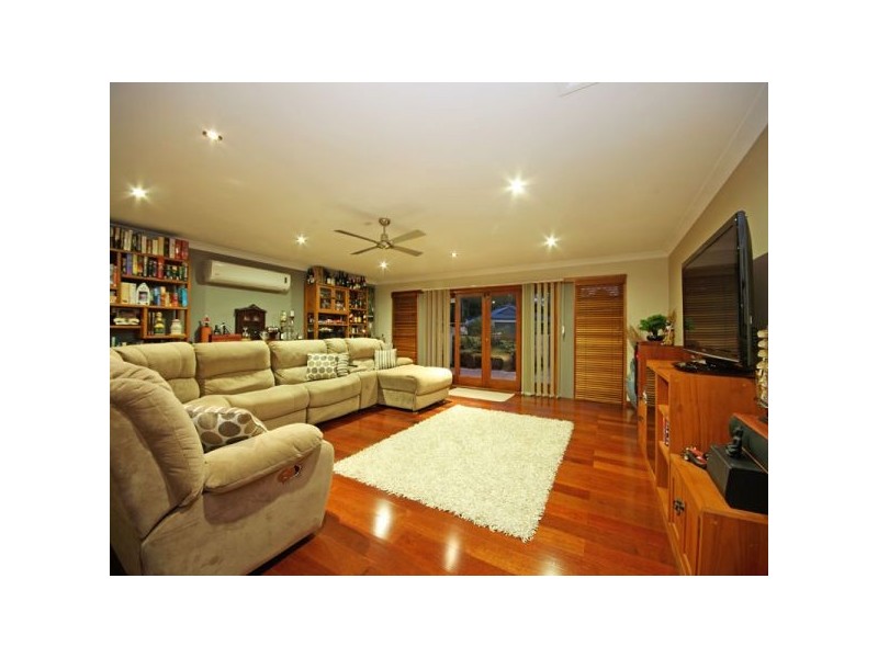 68 Fleet Drive, Kippa-ring QLD 4021