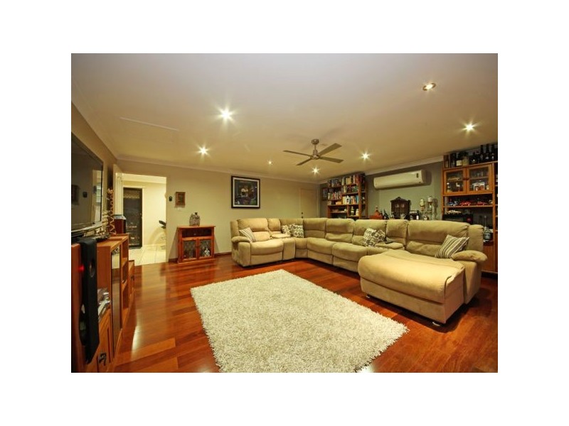 68 Fleet Drive, Kippa-ring QLD 4021