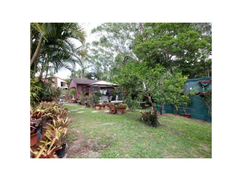 17 Hulme Street, Clontarf QLD 4019