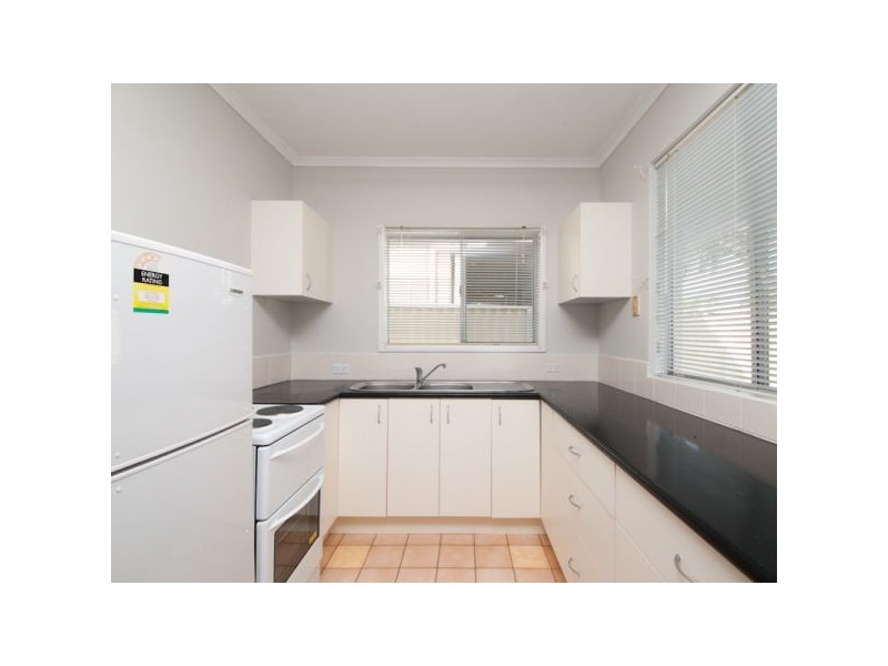 1/4 Longland Street, Redcliffe QLD 4020