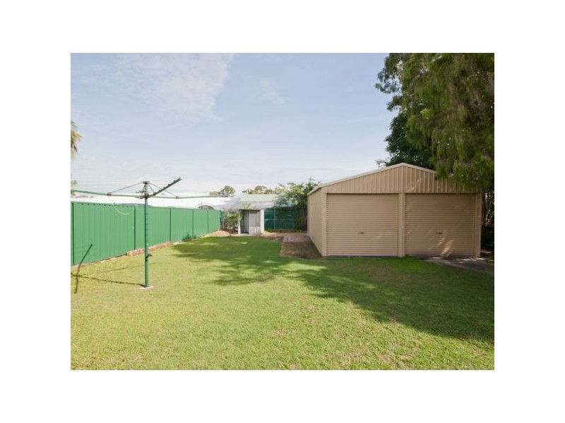 10 Ashmole Road, Redcliffe QLD 4020