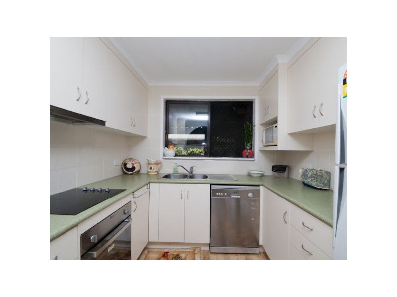 2 Bottle-Brush Court, Kallangur QLD 4503