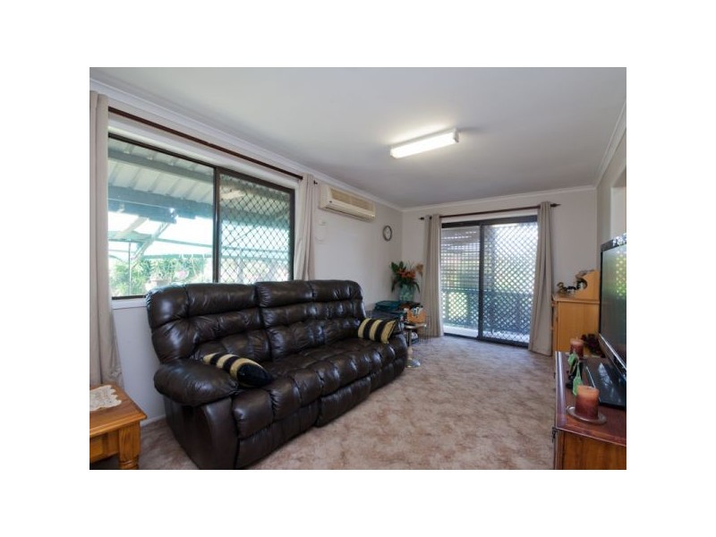2 Bottle-Brush Court, Kallangur QLD 4503