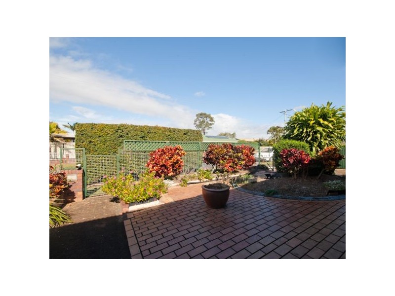 2 Bottle-Brush Court, Kallangur QLD 4503
