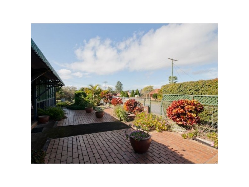 2 Bottle-Brush Court, Kallangur QLD 4503