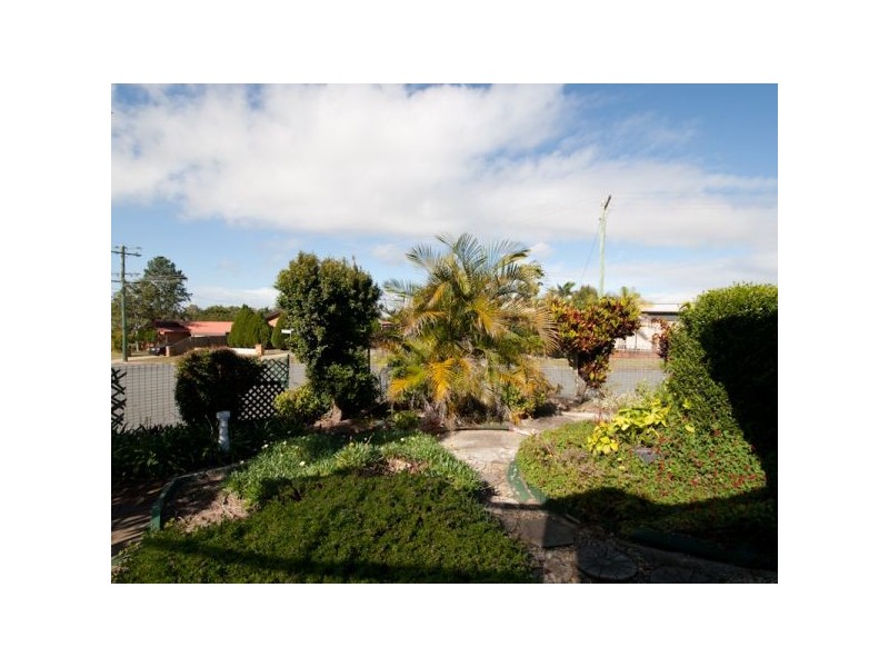 2 Bottle-Brush Court, Kallangur QLD 4503