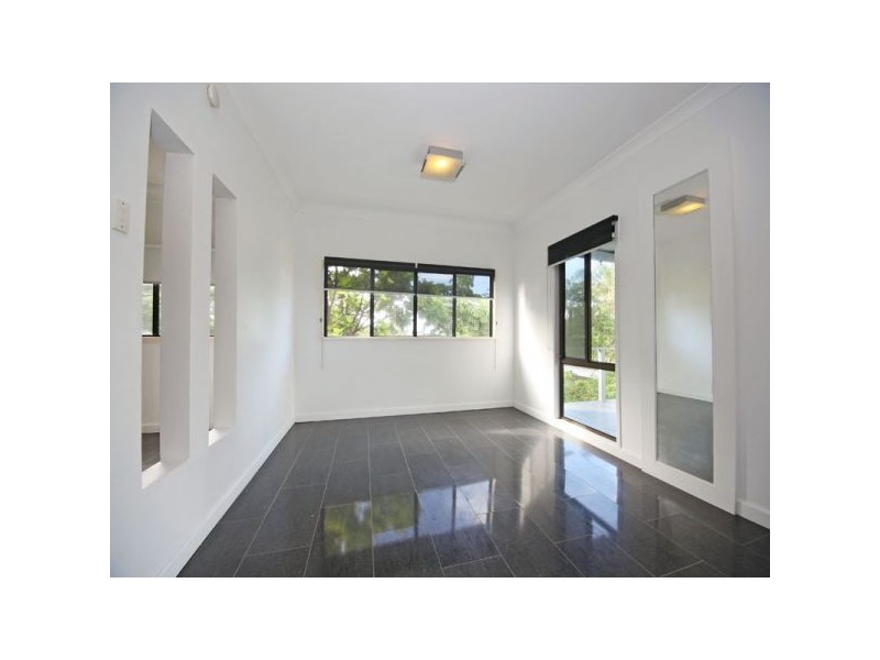 13 Chatham St, Margate QLD 4019