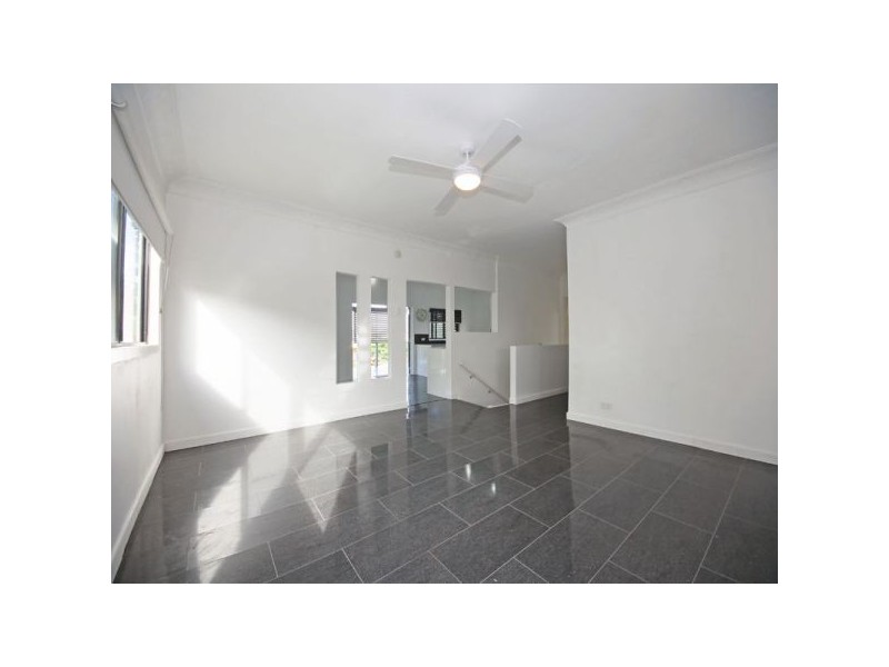 13 Chatham St, Margate QLD 4019