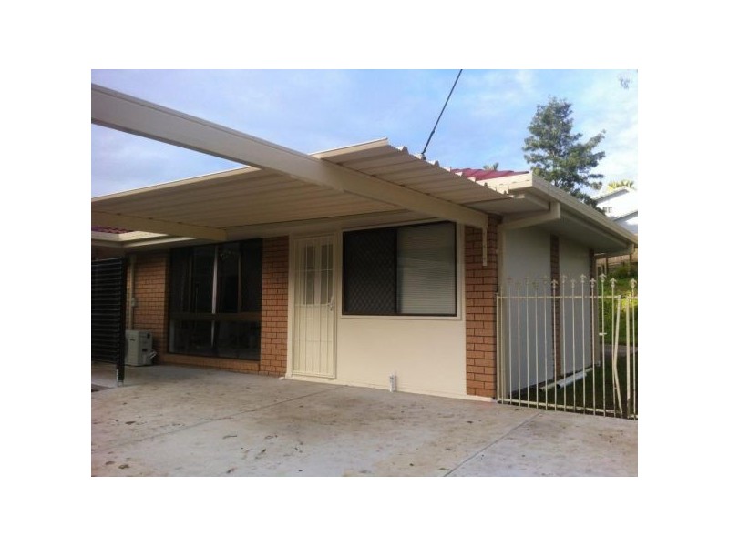 30 Macquarie Drive, Petrie QLD 4502