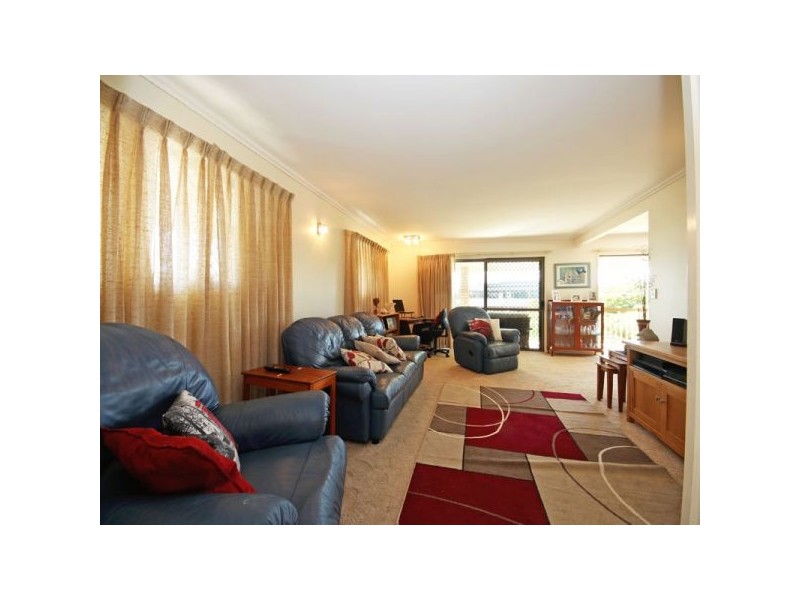 67 Sunnyside Road, Newport QLD 4020