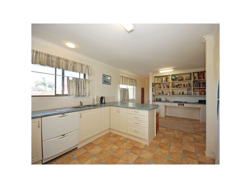 67 Sunnyside Road, Newport QLD 4020
