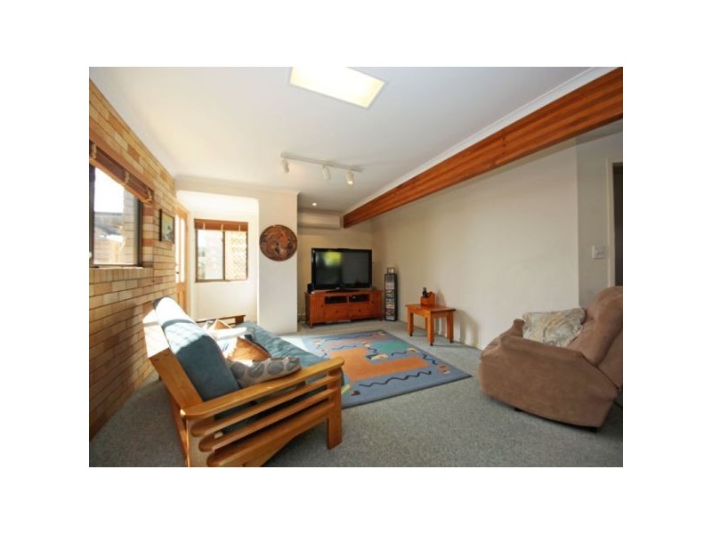 67 Sunnyside Road, Newport QLD 4020