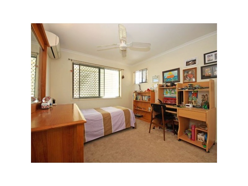 67 Sunnyside Road, Newport QLD 4020