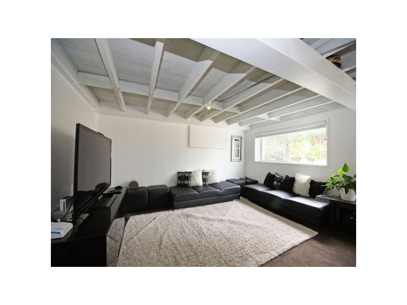 23 Mclennan St, Woody Point QLD 4019