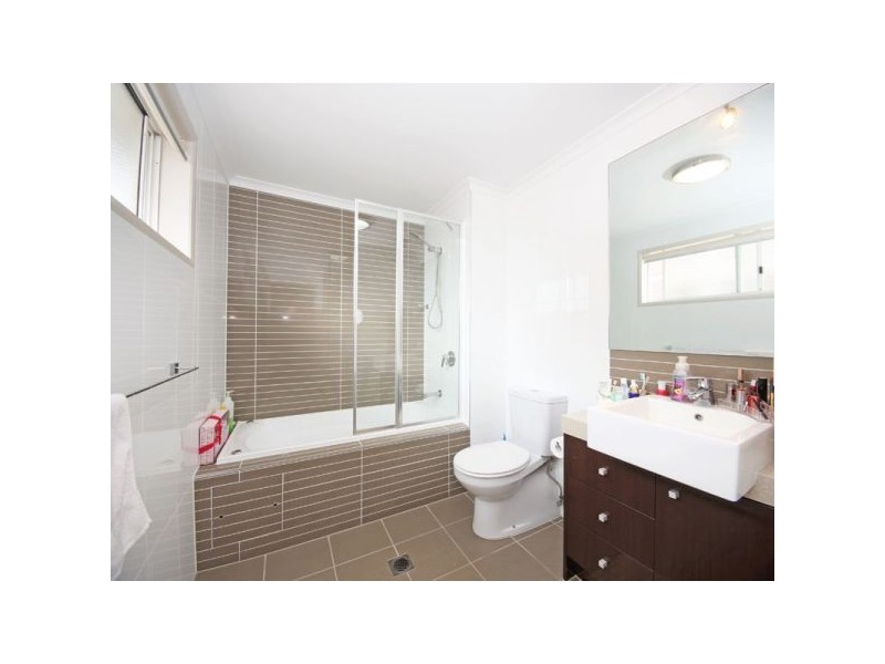 17/1-3 Sydney Street, Redcliffe QLD 4020