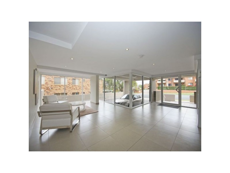 17/1-3 Sydney Street, Redcliffe QLD 4020