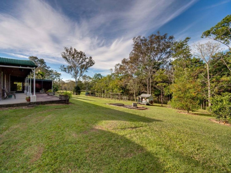 11 Byrnes Rd N, Joyner QLD 4500
