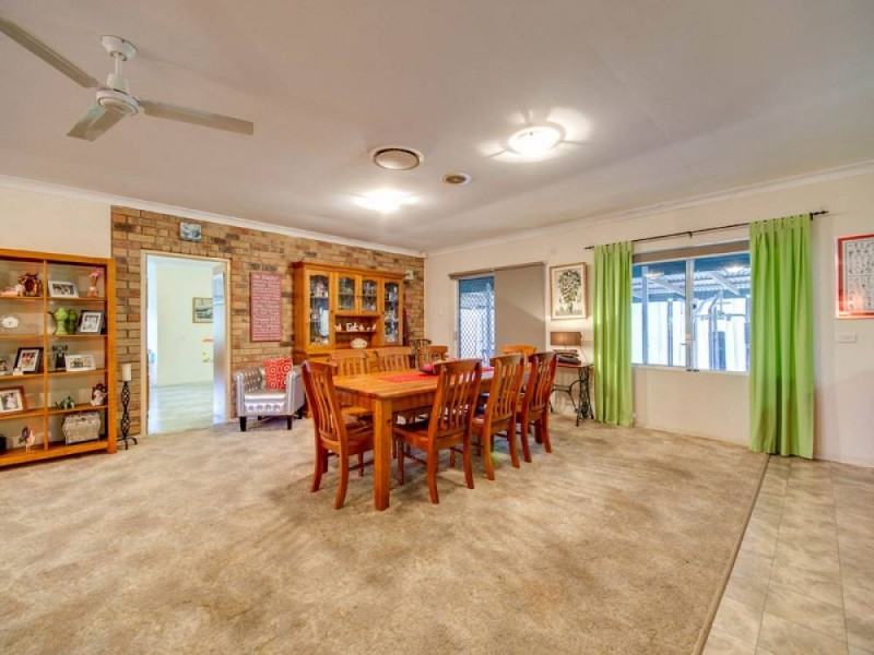 11 Byrnes Rd N, Joyner QLD 4500