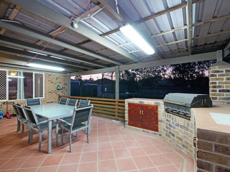 8 Tamara Place, Deception Bay QLD 4508