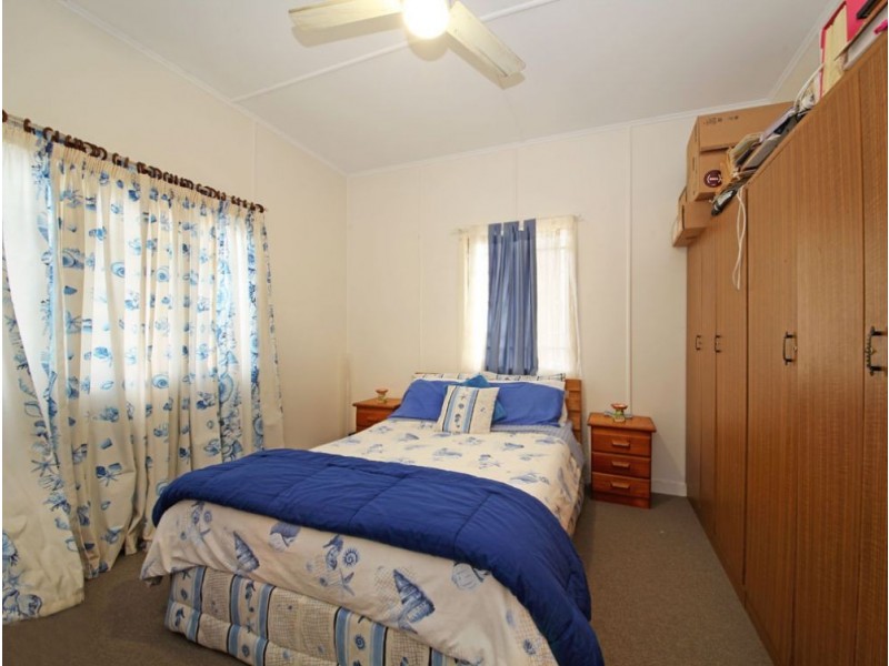 6 Keenan Street, Margate QLD 4019