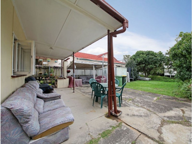 6 Keenan Street, Margate QLD 4019
