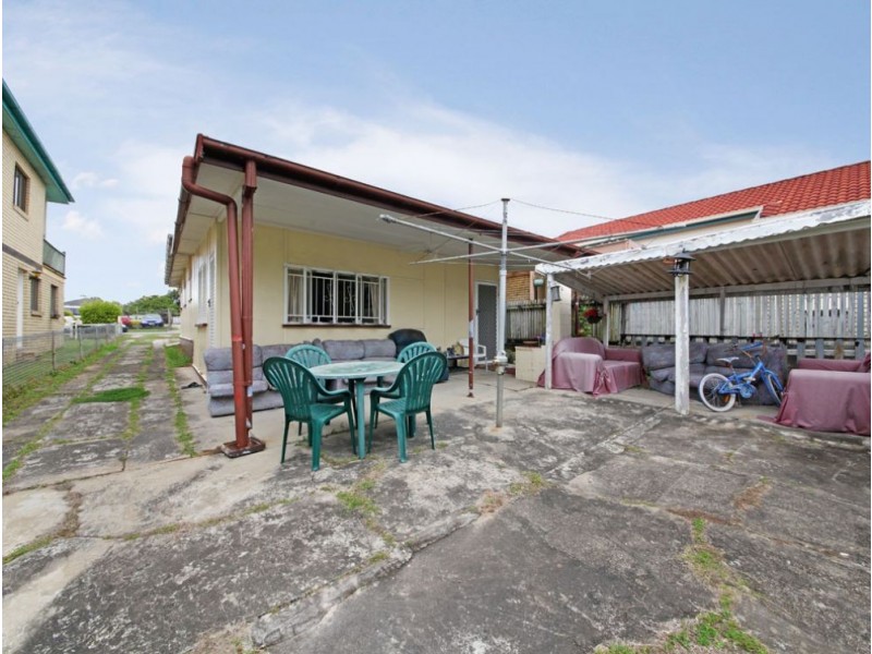 6 Keenan Street, Margate QLD 4019