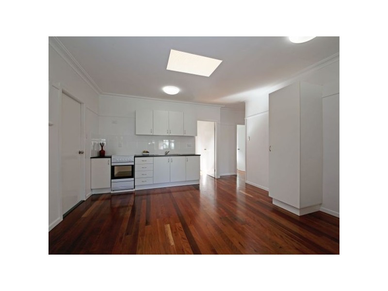 17 Beck Street, Clontarf QLD 4019