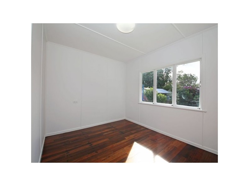 17 Beck Street, Clontarf QLD 4019